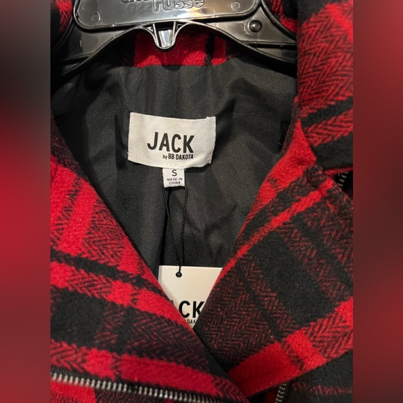 Out of the Woods Red Plaid Jacket - Picture 5 of 12